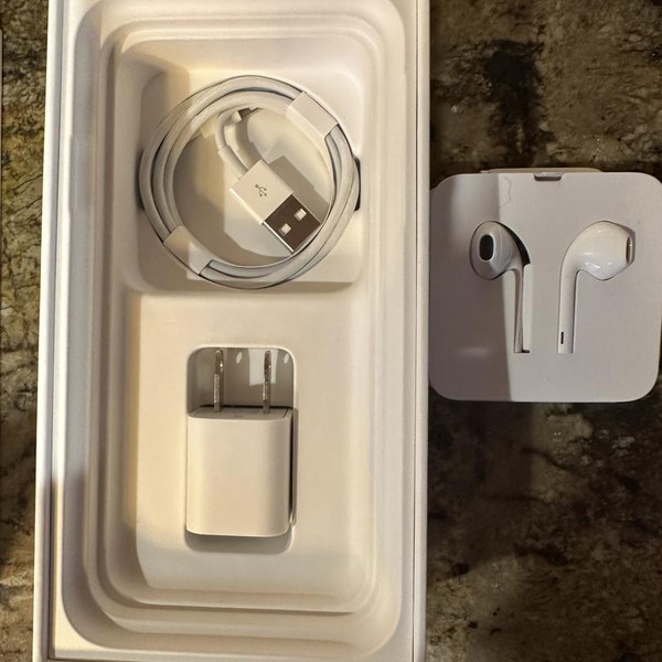 Apple iPhone 11 - Unlocked, 128 GB, Green, A2111