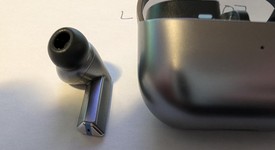 Used
													Samsung Galaxy Buds3 Pro - Silver, photo 4 of 6