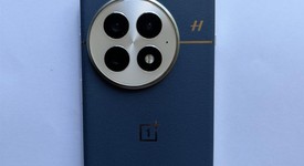 Mint
													OnePlus 13 - Unlocked, Midnight Ocean, 512 GB, 16 GB, photo 5 of 10