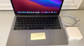 Mint
													MacBook Air 2018 - 13" - I5, Gray, 256 GB, 16 GB, photo 3 of 7