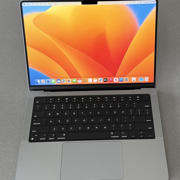 MacBook Pro 2023 - 14 inch - 512 GB, Gray, 16 GB, Apple M2 Pro 10-core