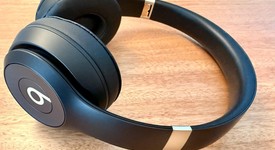 Used
													Beats Solo 4 - Black, photo 4 of 7