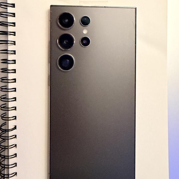 Samsung Galaxy S24 Ultra - Unlocked, 256 GB, Black, 12 GB, SM-S928U1