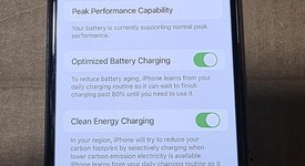 Good
													Apple iPhone Xs - Unlocked, Gray, 64 GB, A1920, photo 4 of 7