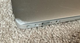 Fair
													MacBook Air 2015 - 11" - Silver, 128 GB, 4 GB, photo 5 of 13