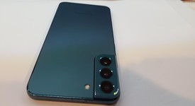 Good
													Samsung Galaxy S22 Plus - Unlocked, Green, 256 GB, 8 GB, SM-S906U1, photo 5 of 6