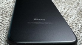 Mint
													Apple iPhone 7 - Unlocked, Black, 32 GB, A1778, GSM, photo 5 of 11