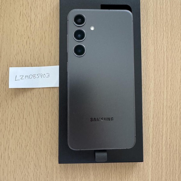 Samsung Galaxy S24 - Unlocked, 128 GB, Black, 8 GB, SM-S921U1
