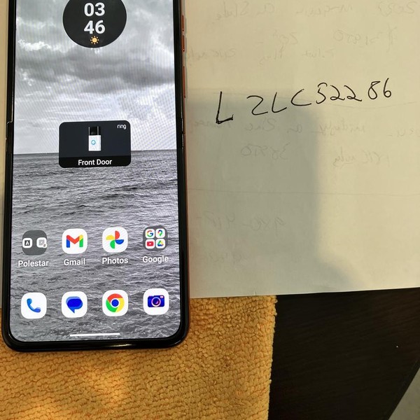 Motorola Razr (2024) - Unlocked, 256 GB, Orange, 8 GB