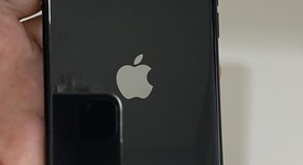 Fair
													Apple iPhone SE 2nd Gen 2020 - Unlocked, Black, 128 GB, A2275, photo 4 of 7