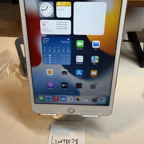 Apple iPad Mini 4 - Wi-Fi, 16 GB, Gold