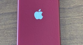 Fair
													Apple iPhone SE 3rd Gen 2022 - Unlocked, Red, 256 GB, A2595, photo 3 of 11