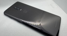 Mint
													OnePlus 6T - Unlocked, Black, 128 GB, 6 GB, A6013, photo 3 of 3