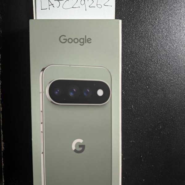 Google Pixel 11 Pro - Unlocked, 256 GB, Olive, 12 GB, G7SWN