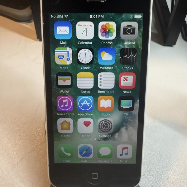 Apple iPhone 5C - Unlocked, 16 GB, White, A1532, GSM