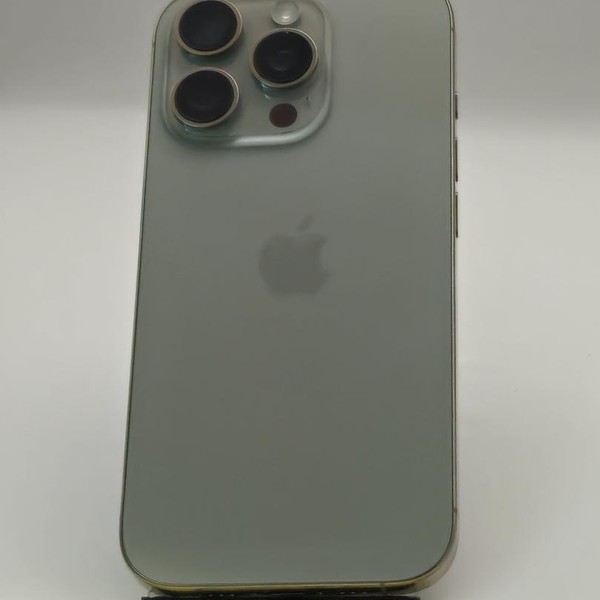 Apple iPhone 16 Pro - Unlocked, 256 GB, Natural, A3083