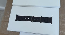 Mint
													Apple Watch Ultra 2 49mm - Unlocked, Black, A2986, photo 2 of 8