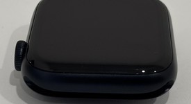 Good
													Apple Watch SE 2nd Gen 44mm - Midnight, A2723 - GPS, Aluminum, photo 5 of 7