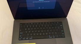 Good
													MacBook Pro Late 2023 (M3) - 16" - Apple M3 Max 16-core, Black, 8 TB, 128 GB, 40-core GPU, photo 6 of 6