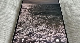 Mint
													Apple iPhone 16 Pro - Unlocked, White, 256 GB, A3083, photo 3 of 5