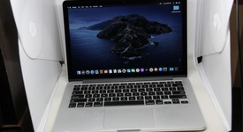 Good
													MacBook Pro 2015 (Retina) - 13" - Silver, 512 GB, 8 GB, photo 2 of 10