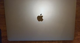 Mint
													MacBook Pro 2018 (With Touch Bar) - 15" - I7, Silver, 512 GB, 16 GB, photo 3 of 10