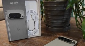 Good
													Google Pixel 9 Pro XL - Unlocked, Hazel, 256 GB, 16 GB, GGX8B, photo 2 of 6