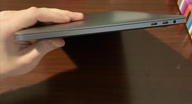 Mint
													MacBook Pro 2020 - 13" - I7, Gray, 2 TB, 32 GB, photo 2 of 7