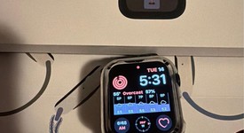 Good
													Apple Watch SE 2nd Gen 44mm - Midnight, A2723 - GPS, Aluminum, photo 1 of 7