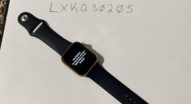 Mint
													Apple Watch SE 1st Gen 44mm - Unlocked, Gold, A2354 - Cellular, Aluminum, photo 2 of 7