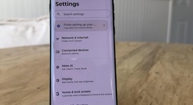 Mint
													Motorola Edge (2025) - Unlocked, 256 GB, photo 3 of 17