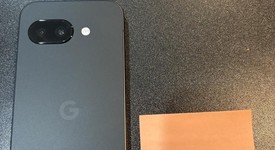 Mint
													Google Pixel 9a - Unlocked, Obsidian, 128 GB, 8 GB, photo 4 of 8