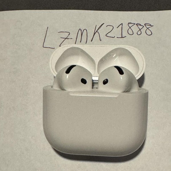 Apple AirPods 4th Gen - Standard