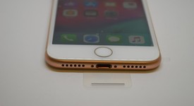 Mint
													Apple iPhone 8 - Unlocked, Gold, 256 GB, A1905, GSM, photo 4 of 11