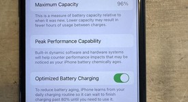 Fair
													Apple iPhone SE 3rd Gen 2022 - T-Mobile, Midnight, 64 GB, A2595, photo 4 of 11