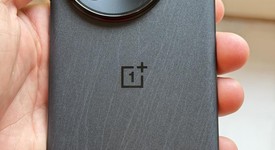 Mint
													OnePlus 13 - Unlocked, Black Eclipse, 512 GB, 16 GB, photo 2 of 7