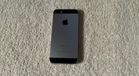 Good
													Apple iPhone SE 1st Gen 2016 - AT&T, Grey, 32 GB, A1662, photo 3 of 5