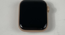 Good
													Apple Watch Series 6 40mm - Unlocked, Gold, A2293 - Cellular, Aluminum, photo 3 of 8