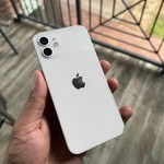 Fair Apple iPhone 12 - Unlocked Non-US, 64 GB, White, A2402