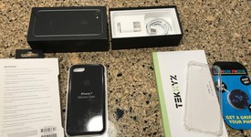 Good
													Apple iPhone 7 - Verizon, Jet Black, 128 GB, A1660, photo 6 of 6