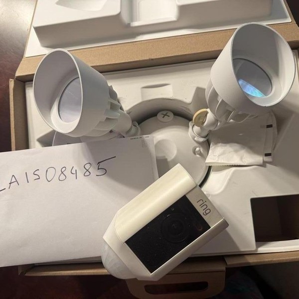 Ring Floodlight Cam - White