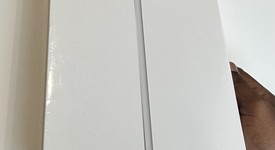 New
													Apple iPad 9th Gen - Wi-Fi, Silver, 64 GB, A2602, photo 2 of 5