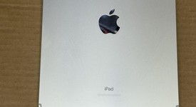 Good
													Apple iPad 10th Gen - Unlocked, Silver, 256 GB, A2757, photo 4 of 5