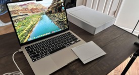 Mint
													MacBook Air 2022 - 13" - Apple M2, Starlight, 256 GB, 8 GB, photo 3 of 7