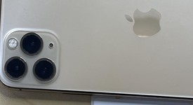 Good
													Apple iPhone 11 Pro Max - Unlocked, Gold, 64 GB, A2161, photo 5 of 6