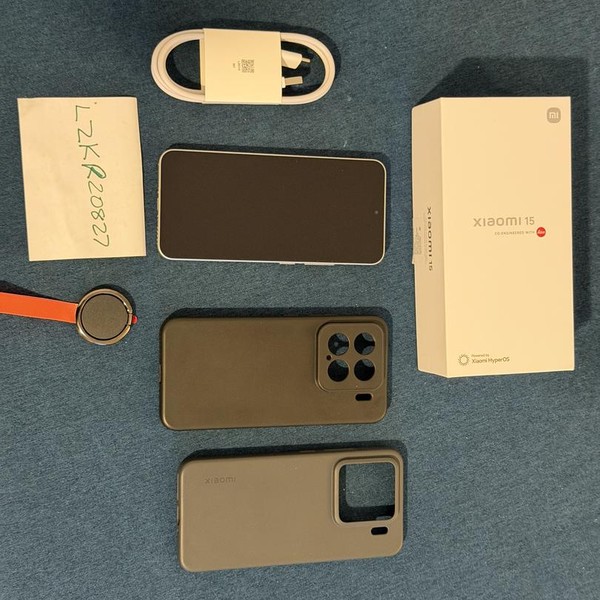 Xiaomi 15 - Unlocked, White, 256 GB, 12 GB