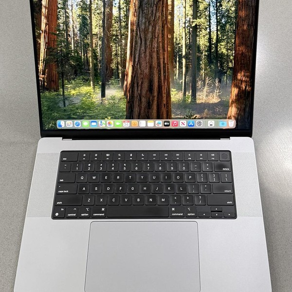 MacBook Pro 2023 - 16 inch - 512 GB, Gray, 16 GB, Apple M2 Pro 12-core