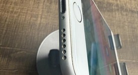 Good
													Apple iPhone 6 - AT&T, Silver, 64 GB, A1549, photo 4 of 7