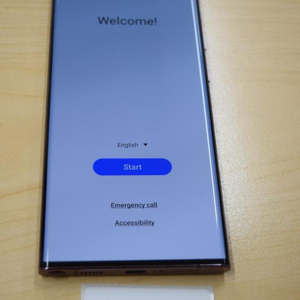 Samsung Galaxy S22 Ultra - Xfinity, 256 GB, Burgundy, 12 GB, SM-S908U