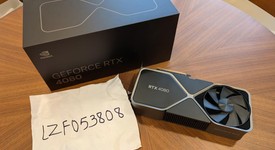 Used
													Nvidia GeForce RTX 4080 Founders Edition - 900-1G136-2560-000, photo 1 of 7